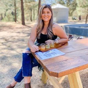 Meet your Posher, Julia